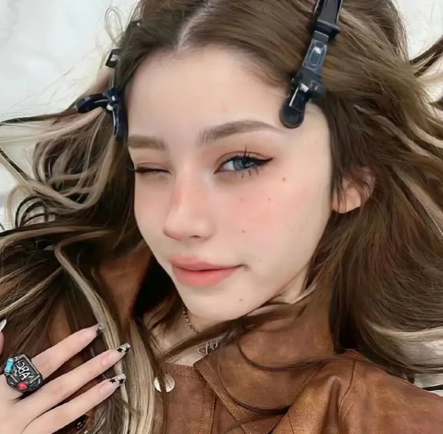 香车美人